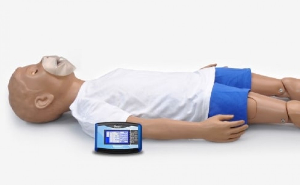 MANIQUÍ PEDIÁTRICO DE 6 SEMANAS DE EDAD PARA CUIDADOS GENERALES