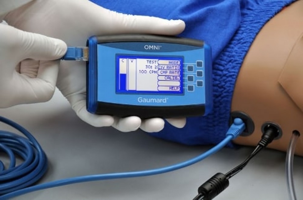 SIMULADOR DE CUIDADOS PEDIATRICOS SUSIE AND SIMON: NEONATO